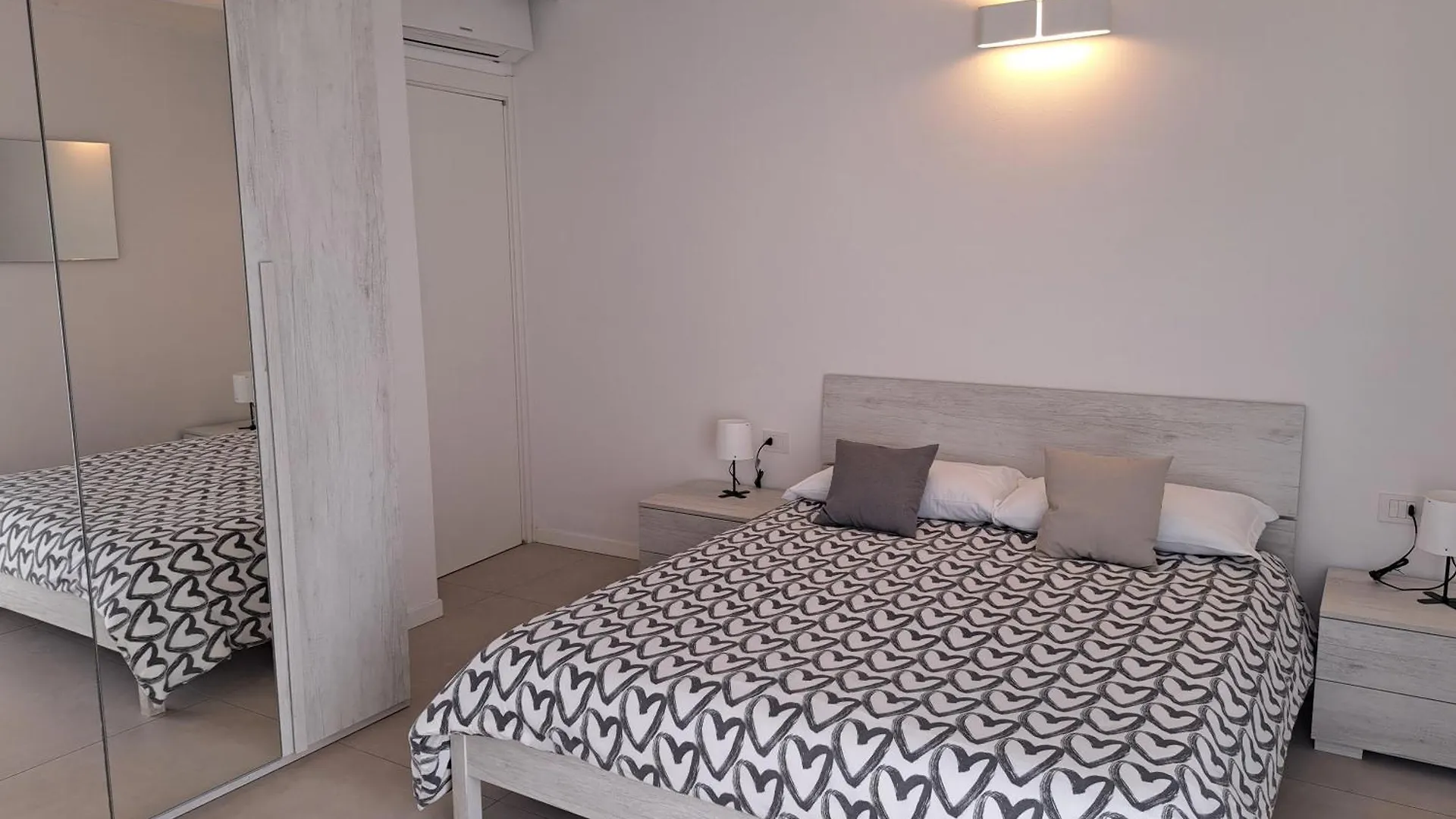 Bolognamania Apartments-Levante 98 Italy